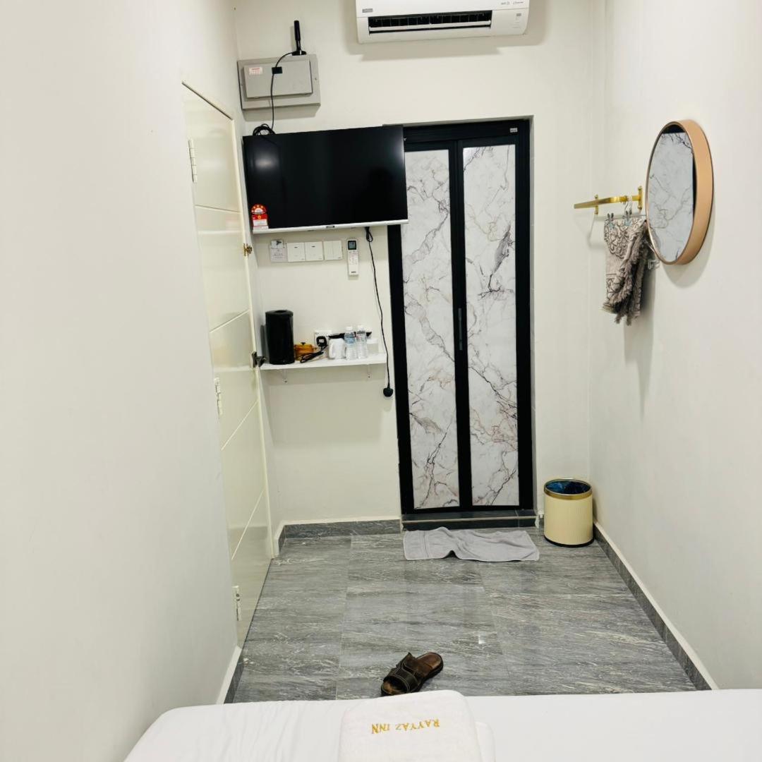 Rayyaz Inn Kuala Terengganu Zewnętrze zdjęcie