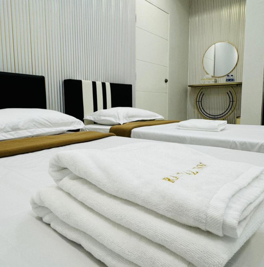 Rayyaz Inn Kuala Terengganu Zewnętrze zdjęcie