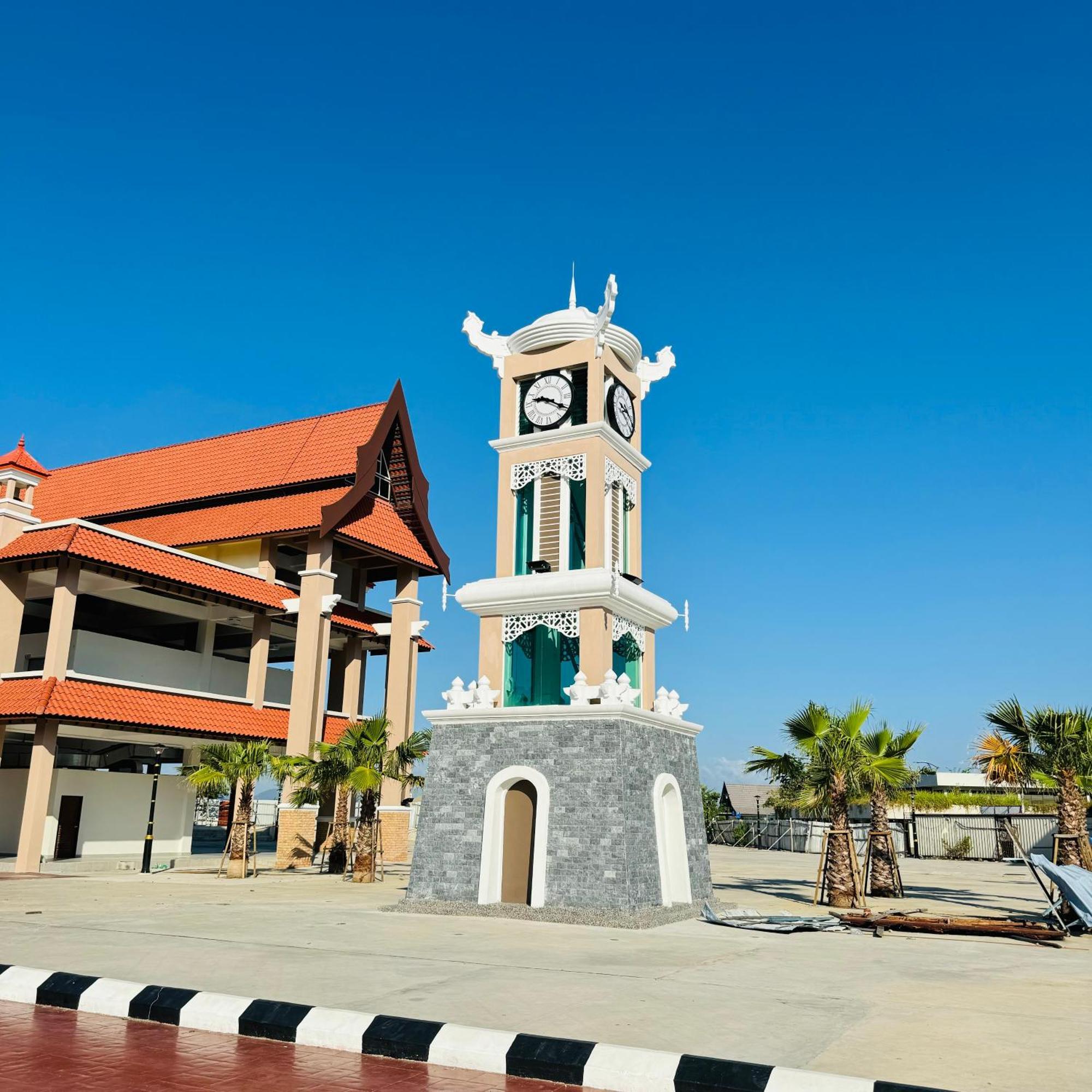 Rayyaz Inn Kuala Terengganu Zewnętrze zdjęcie