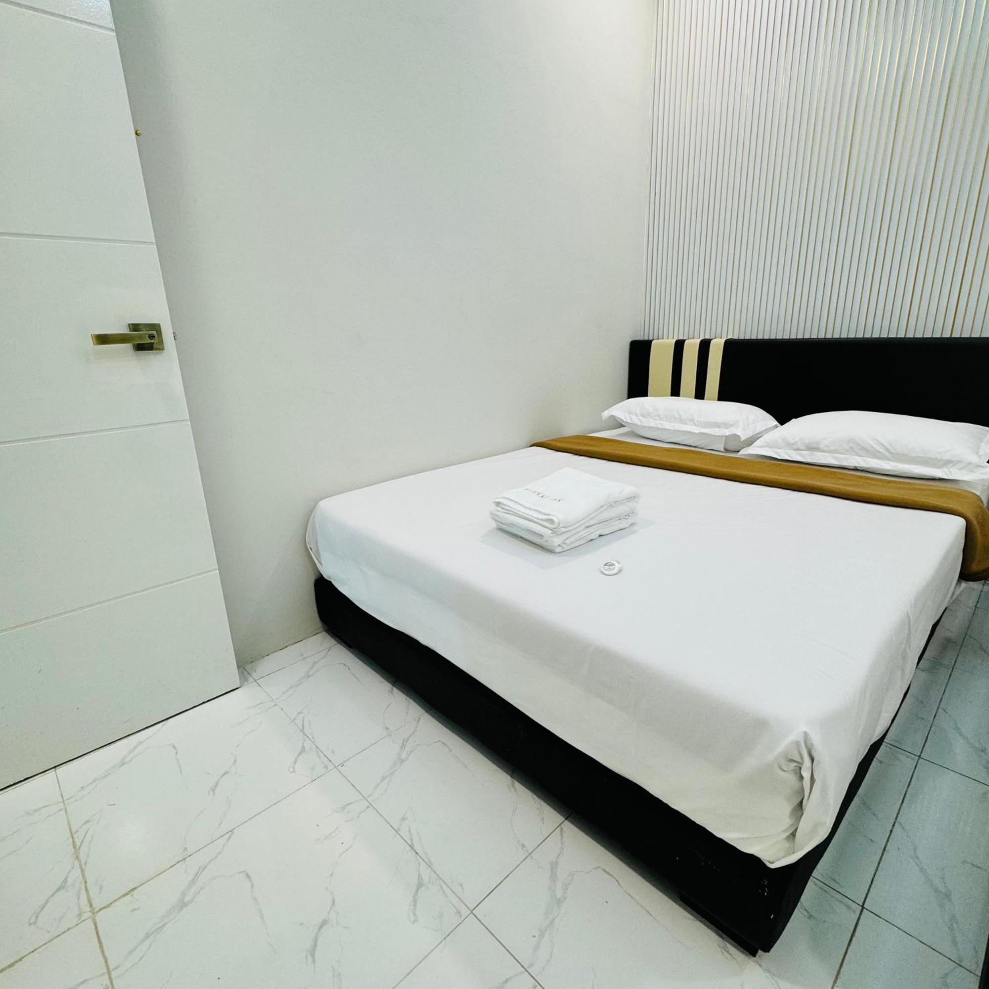 Rayyaz Inn Kuala Terengganu Zewnętrze zdjęcie